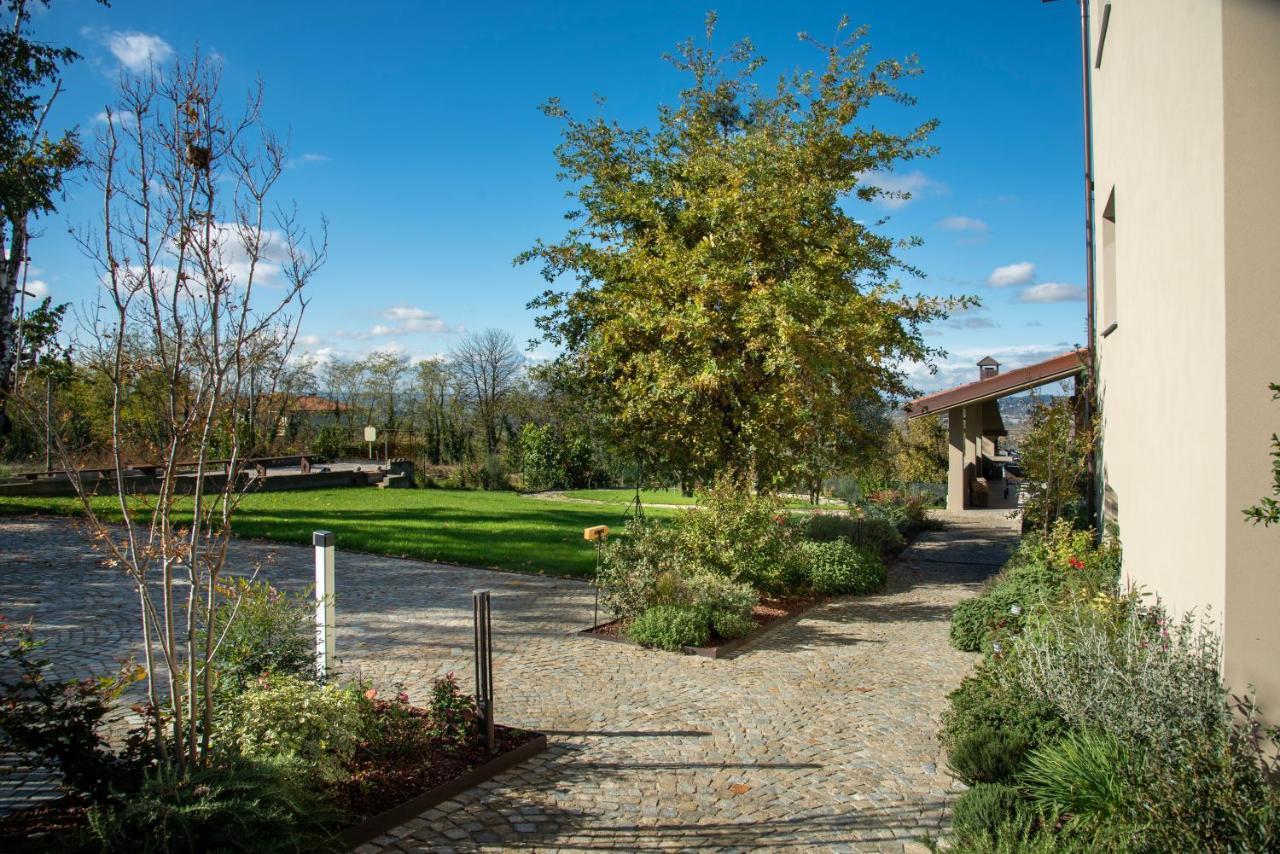 Agriturismo Speziale Wine Resort Verduno المظهر الخارجي الصورة
